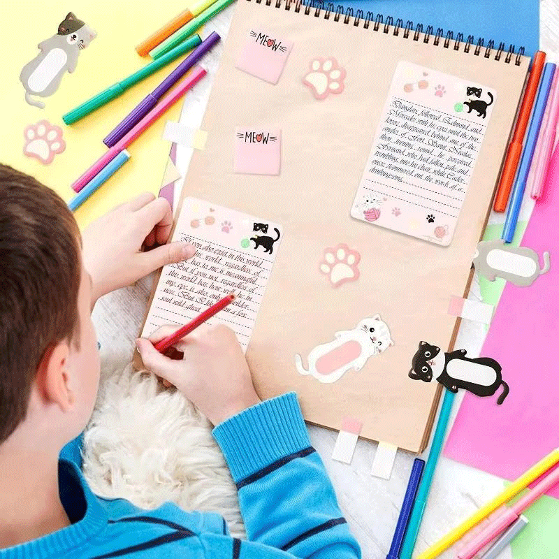 Livro de memórias com suporte para bilhetes adesivos com padrão de gato